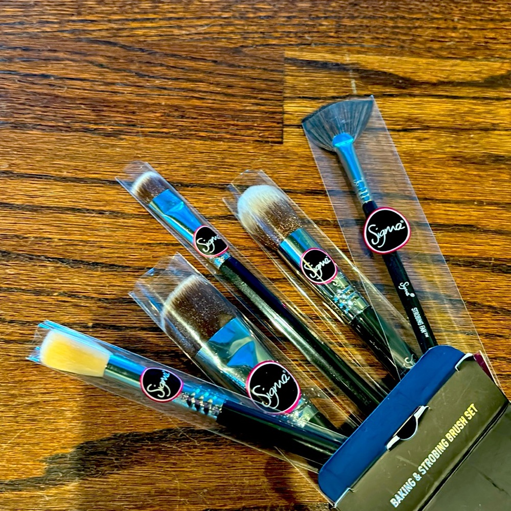 Sigma Beauty Baking & Strobing Brush Set